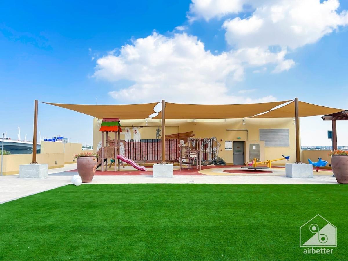 Apartment Waterfront Luxury Living At Manazel Al Khor Dubai