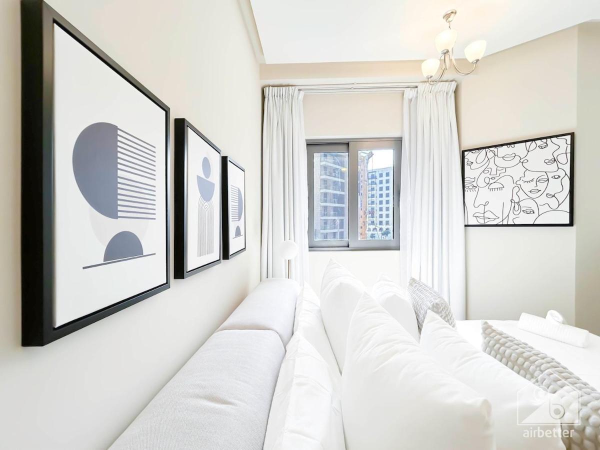 Waterfront Luxury Living At Manazel Al Khor Apartment *