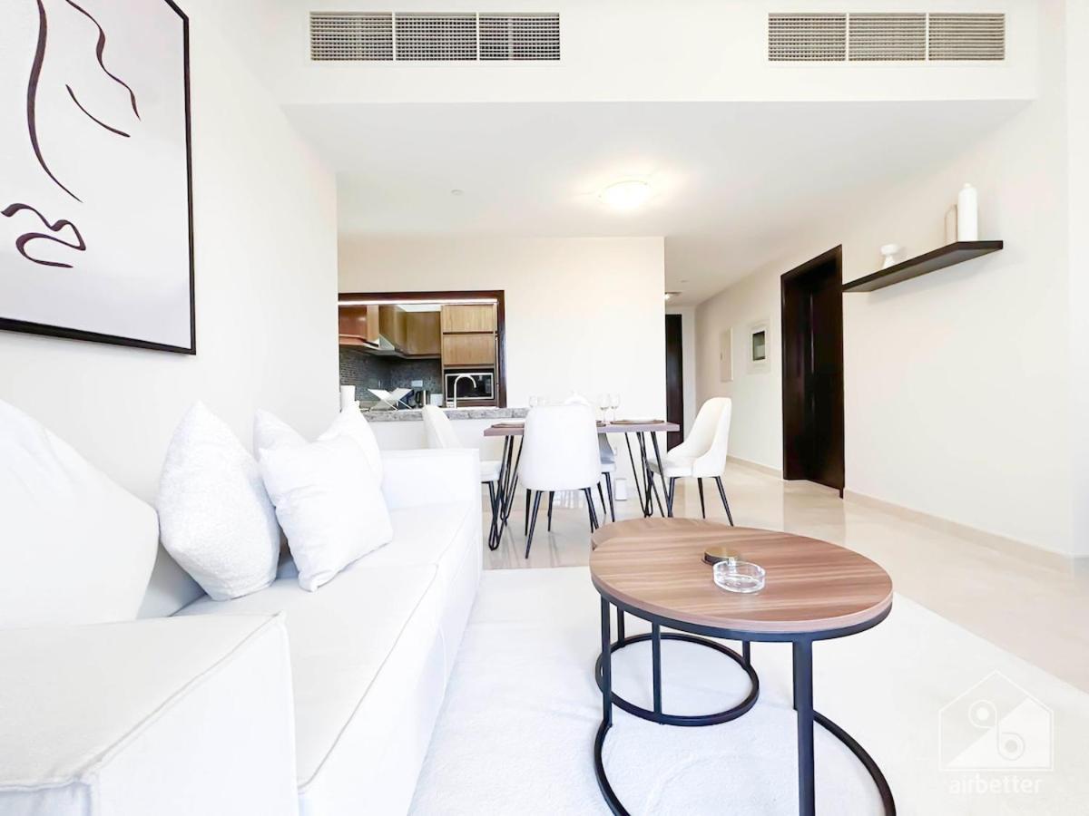Waterfront Luxury Living At Manazel Al Khor