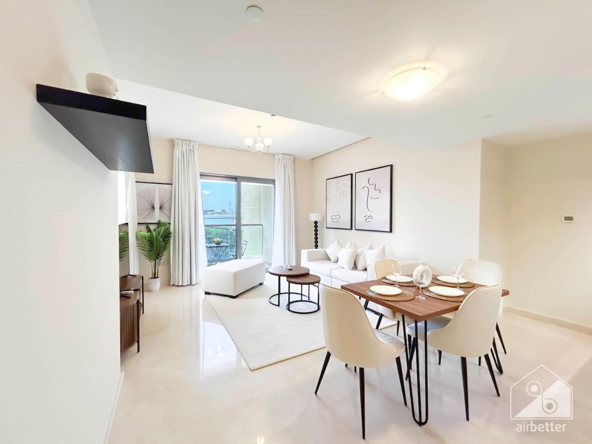 Waterfront Luxury Living At Manazel Al Khor Dubai